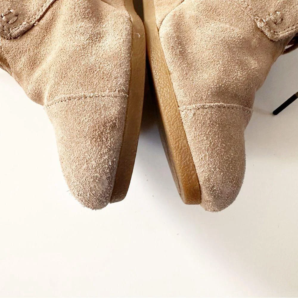Toms Women's 7 Tan Suede Desert Wedges